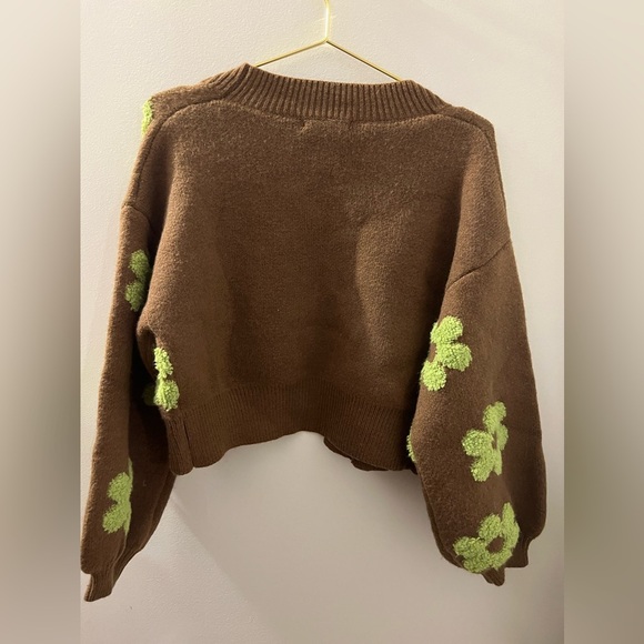 Blue Blush Green Daisy Sweater - Picture 4 of 6
